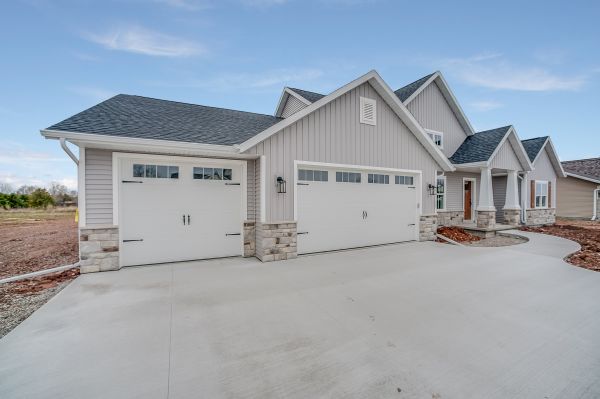 Cost of Concrete Driveway Pouring in Iowa City