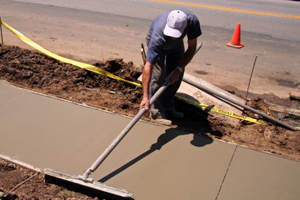 Cost of Sidewalk Pouring in Iowa City