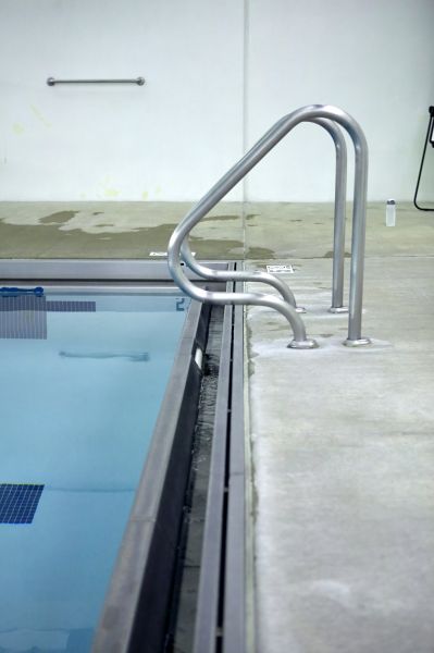 Cost of Poolside Concrete Paving in Iowa City